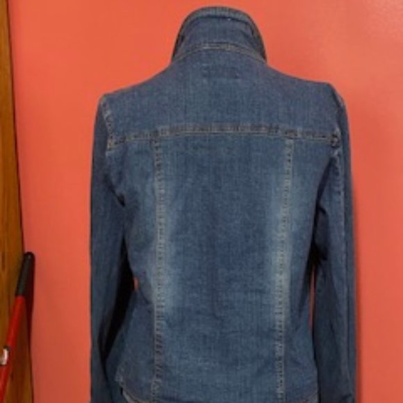 washed look ruffled jean jacket - Picture 2 of 2